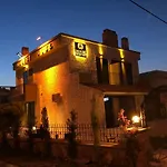 Otel Cunda Morisi Ayvalı