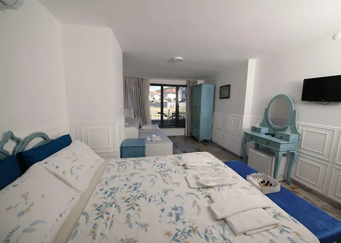 Cunda Morisi מלון *