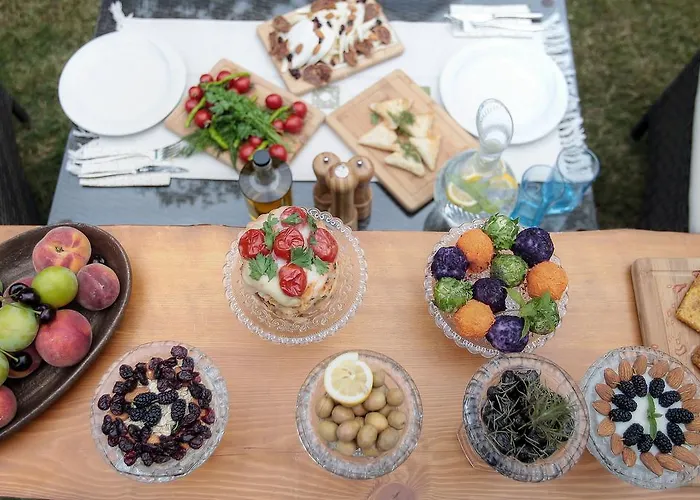 מלון Cunda Morisi *